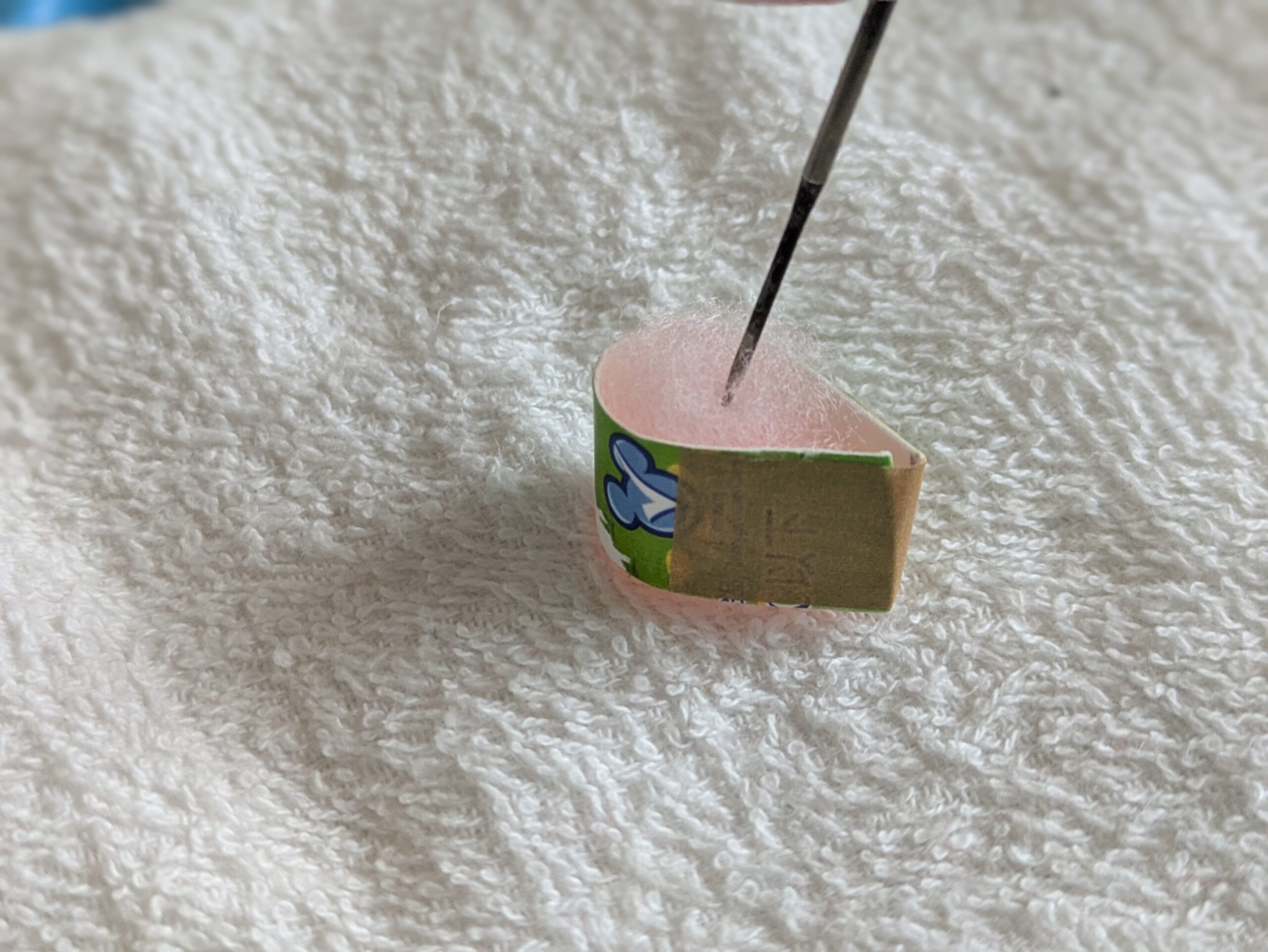 羊毛フェルト 型に詰める 方法 花びら 作り方