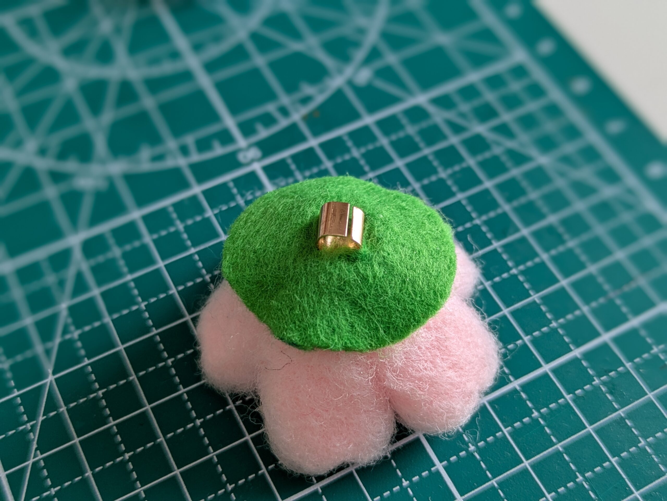 羊毛フェルト 桜 フェルト 土台 接着 方法