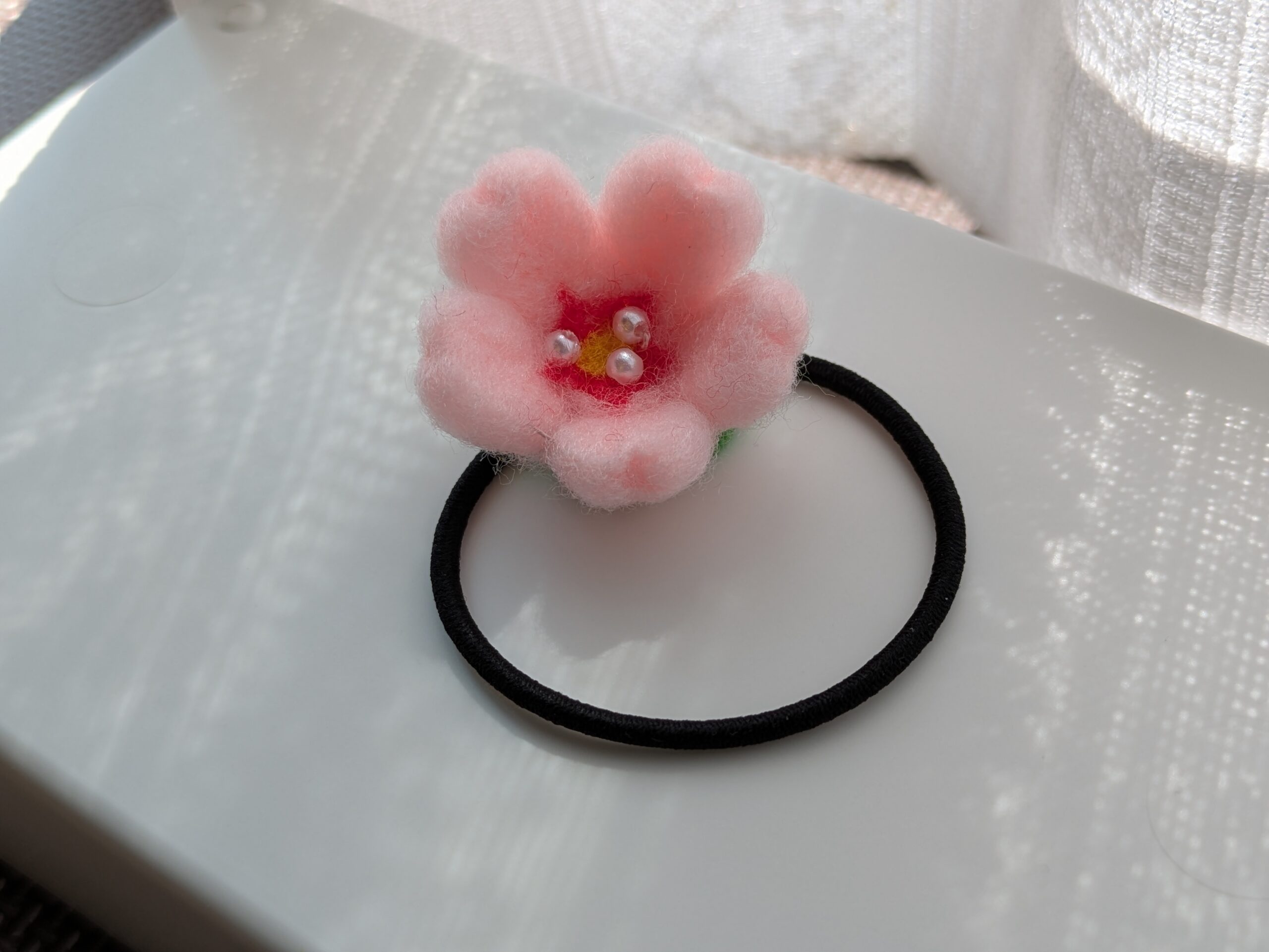 桜 髪飾り ヘアゴム 完成 手作り 羊毛フェルト